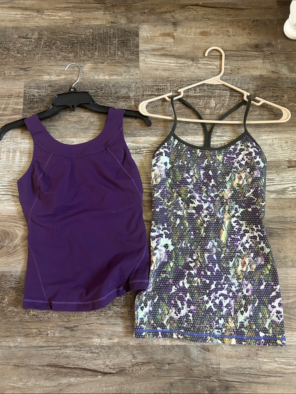 Lululemon Purple Women’s Tank Tops - Solid & Printed Athletic Layering Tanks 4